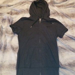 S Nike Short Sleeve Sweatshirt